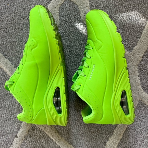 Skechers Women’s Uno Night Shades Sneaker, 9 - Picture 4 of 8